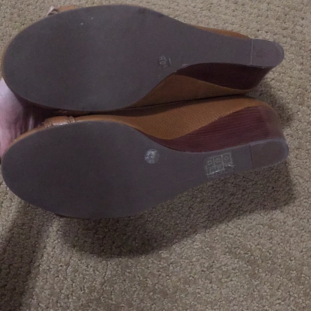 Tory Burch wedge - Picture 3 of 5